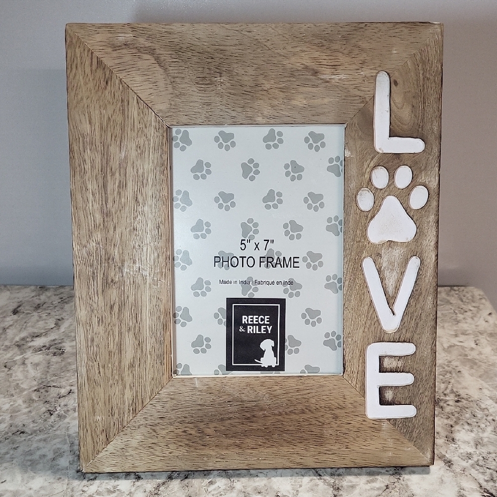 Reece & Riley Wooden Love Photo Frame